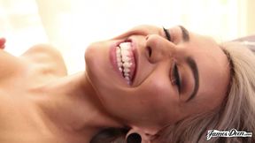 Janice Griffith Loves Getting Her Pussy Eaten... Again