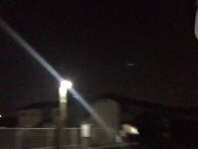 福岡県に上陸、朽網駅を紹介するデブな男