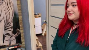 A nice tenant offered me sex, and my wife hasn't given me sex for a long time, so I'm still offering.