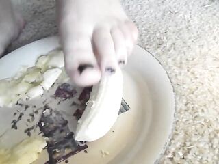 T Cutie Steps in Her Lunch, Bangs it, & Eats it (I nutted on the lens)