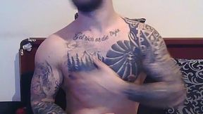 Tattooed Muscled Guy Describes the Action