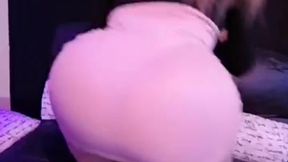 me encanta como me masturbo llena de placer y mucho semen
