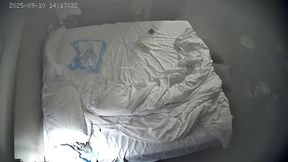 校园清纯女神腰肢柔软叫声动听被掰一字马操喷水5