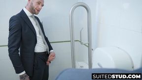 Guillaume Wayne and Malek Tobias' toilet stall breeding