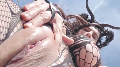 Yinyleon A Demon In The Woods