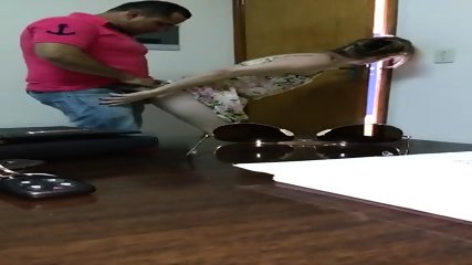 Fernada transa no trabalho com amigo zap
