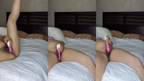 mi esposa caliente se pajea con consolador