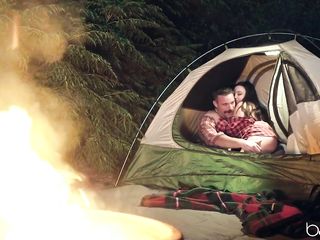 Teen bitch likes camping and outdoor screwing