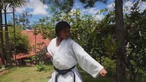 Defesa pessoal com Pes na grama