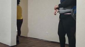 le fui infiel a mi esposa cuando su mejor amiga viene ala casa y se queda en la casa misma cama es una fantasia que todos los hombre queremos cumplir que buena cojida le di