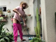 CLEANING HOUSE WITHOUT CLOTHES NEIGHBOR SELLING