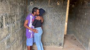 Pretty Teen Girl Fucked Outdoor in Nigeria for the First Time