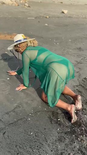 Being happy in the sea