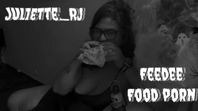 Juliette_RJ eating a Paid Halloween lunch - FEEDERISM - EATING FOOD - MUKBANG