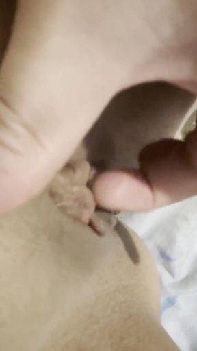 My Plump Pussy Cums Very Quickly After a Long Abstinence