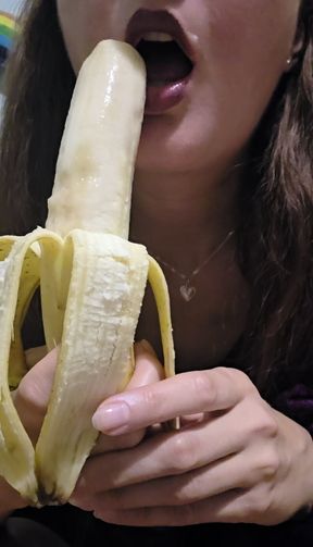 This Is How to Suck a Banana Erotically