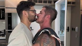 marcos goiano - loiro roludo enrabando o goiano da bunda grande - sexo gay com nerd levando pica grossa