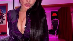 Purple latex catsuit teasing with Evilwoman