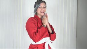 MIA EARNS HER YELLOW BET