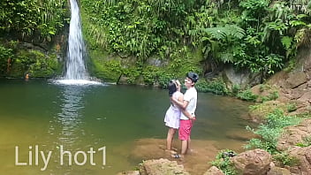 Llegamos a la fuente de agua el agua esta muy frio. (Segunda parte)