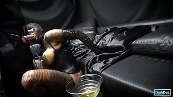 The Kinky Slut Queen &quot_Dark Dea&quot_ pisses and gets fucked by her making him cum with an amazing fruit blowjob