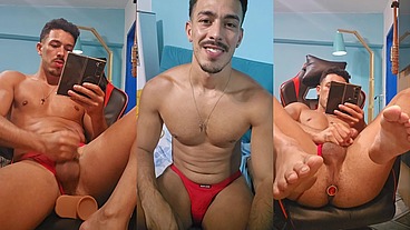 Luccas melo, brasileiro. O que mais eu posso enfiar no meu cuzinho?