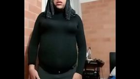 Fantasias de una crossdresser: Mojar con leche el panty de tu amante