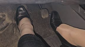 Pedal pumping and driving Fiat Panda in comfort heels shoes