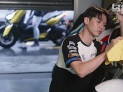 Biker girl gets a huge load of cum in her pink pussy - Psychoporn