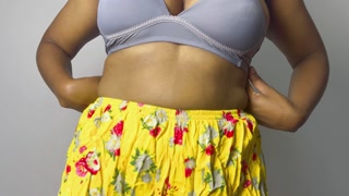 ගාමන්ට් කෑලී තමා සුපිරි සැප Sri Lankan Hot Babe Porn