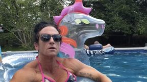 Bratty Pool MILF cant get his attention