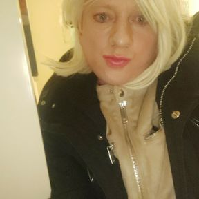 Horny crossdresser davina