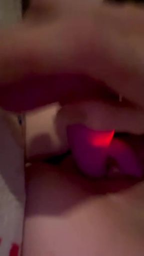 Homemade girl masturbation