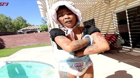abdl loosey lu gets diapered for wetting pants