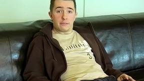 ”British amateur lubes up his shaft & cums after interview”