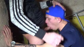 2183 jordan baise par la grosse queue de oscar woodmon pote jordan se fait ...