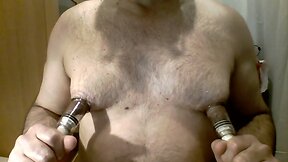 Nipple pumping vid