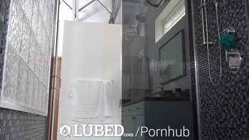 Lena Paul's 60FPS Shower Seduction: Her FREAKish Frenzy