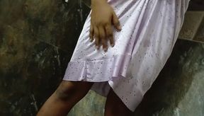 Curious Encounters: Join Ashawindy for a Unique Experience! - කවුද ආස මගෙ චූ බොන්න වේස කොල්ලො එන්න - Who want drink my pee