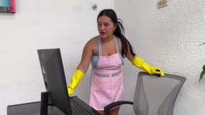 I Find My Maid Watching My Videos Fucking My Girlfriend, as Punishment I Give Her a Hard Fuck