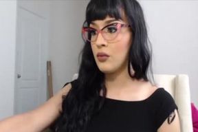 Furry latina ts senses up to sticking rigid