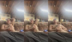 Late Night Bear Daddy Wanks Huge Cock Gushes Thick Ropes