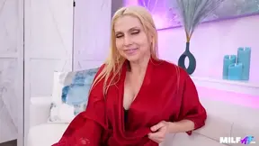 Christie Stevens Harmoniously Takes Her Cumshot In Style