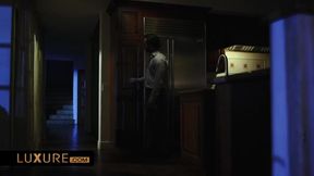 Lasirena69, the busty wife