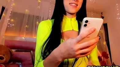 Tranny Girl Smokes While Masturbating