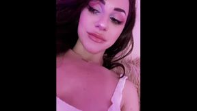 Step-Aunt Savvy Has To Fuck You! Sexting Session