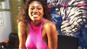EBONY GODDESS SHAKES TITS AND SUCKS DICK