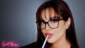 Red lips & glasses ~ Sweet Maria