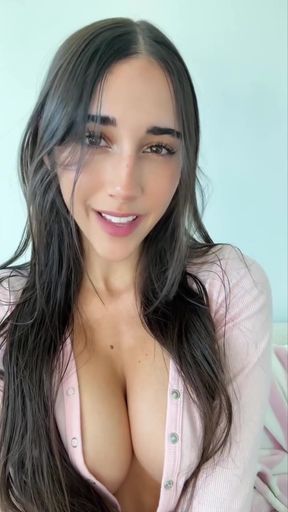 Curvy Izzy teases her amazing tits in ASMR clip