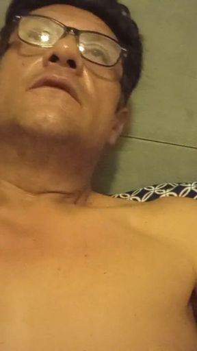 Masturbando En Mi Cama.